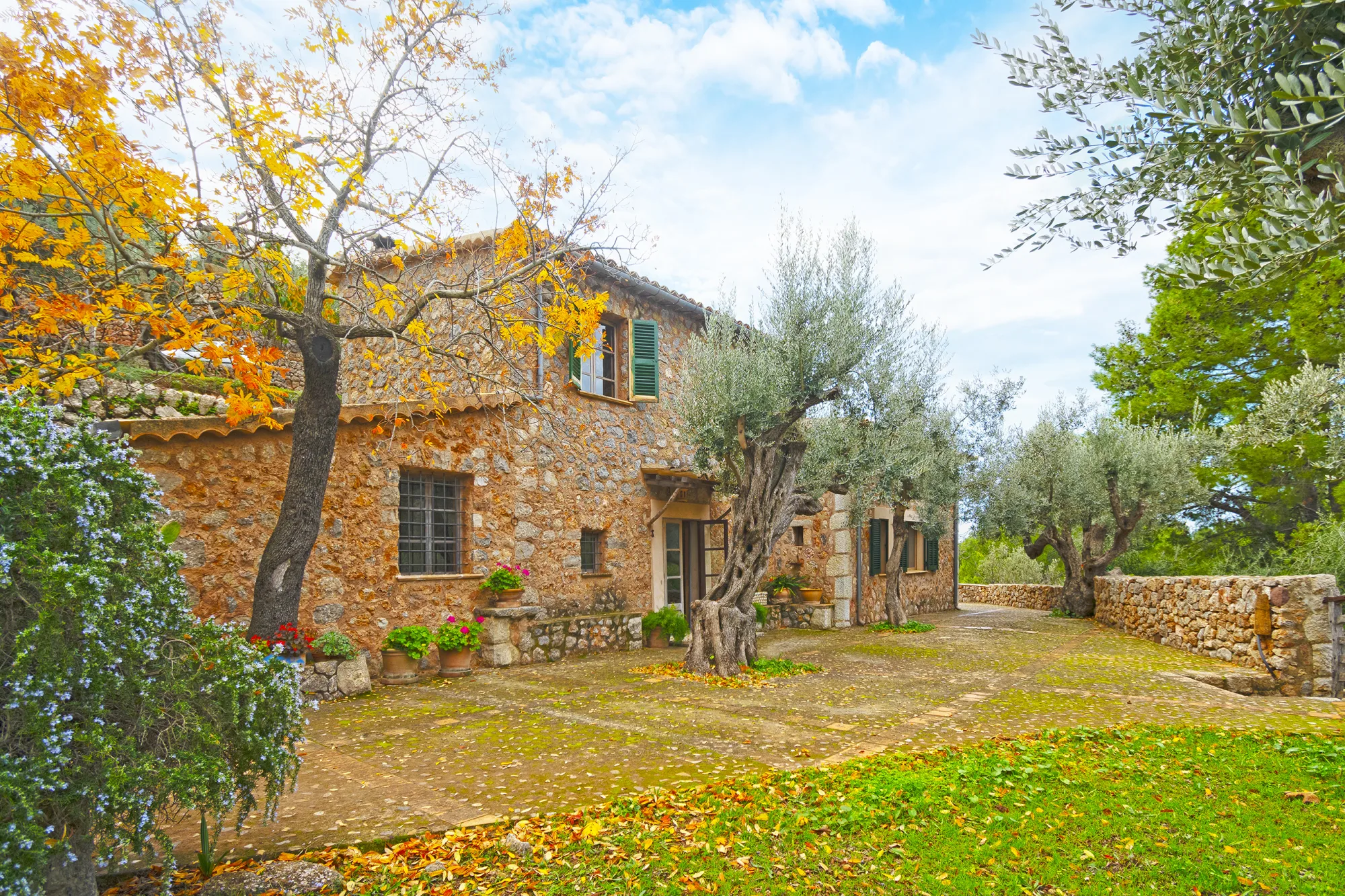 Finca Rustica en venta en Soller con licencia vacacional