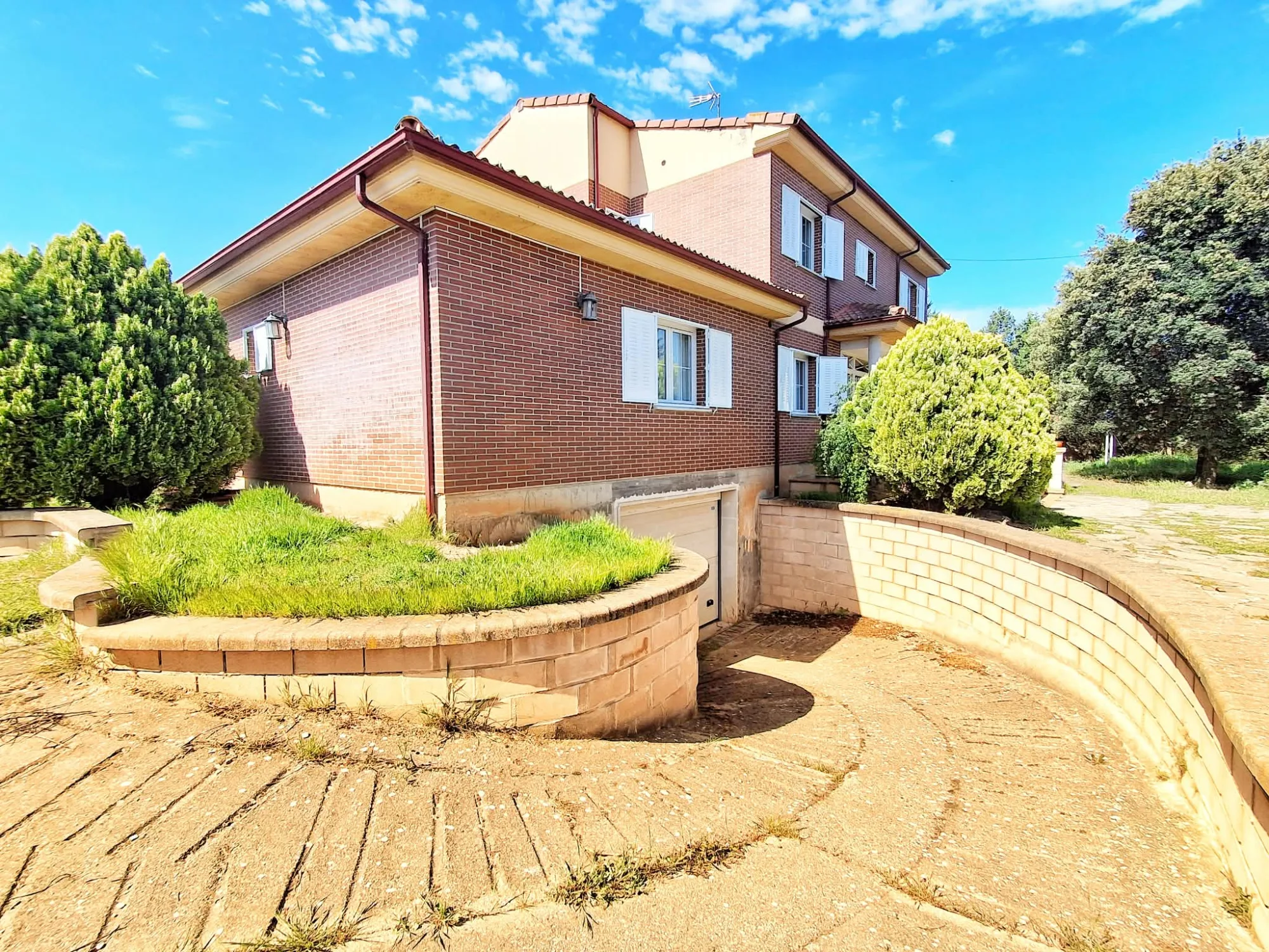 Chalet en venta en Burgos con licencia de casa rural